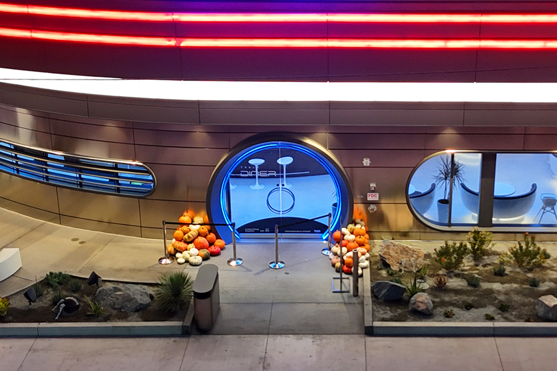 Entrances Gallery 002 Tesla Diner