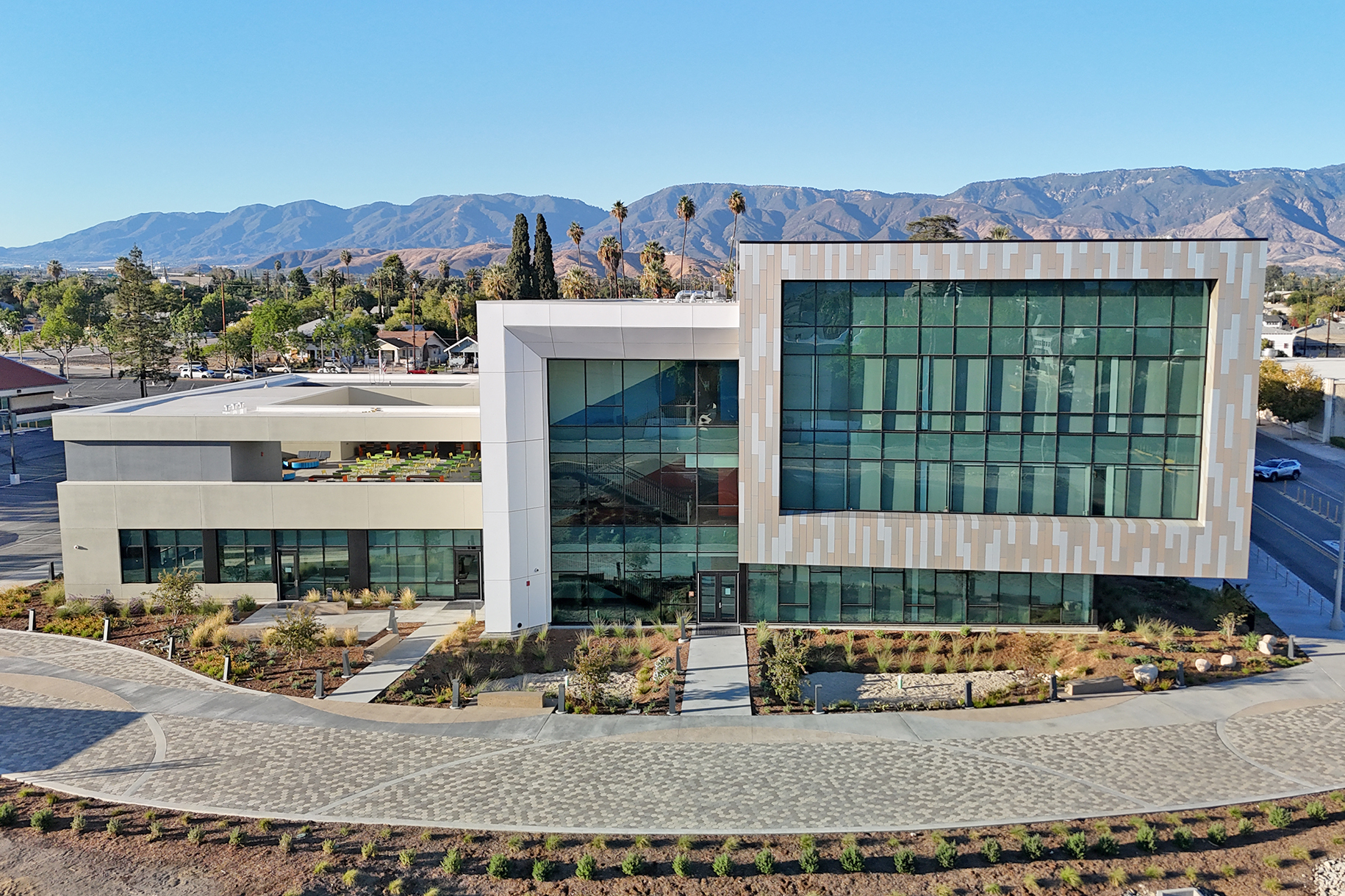 Paxam Paxam Welcome Resource Center San Bernardino 006