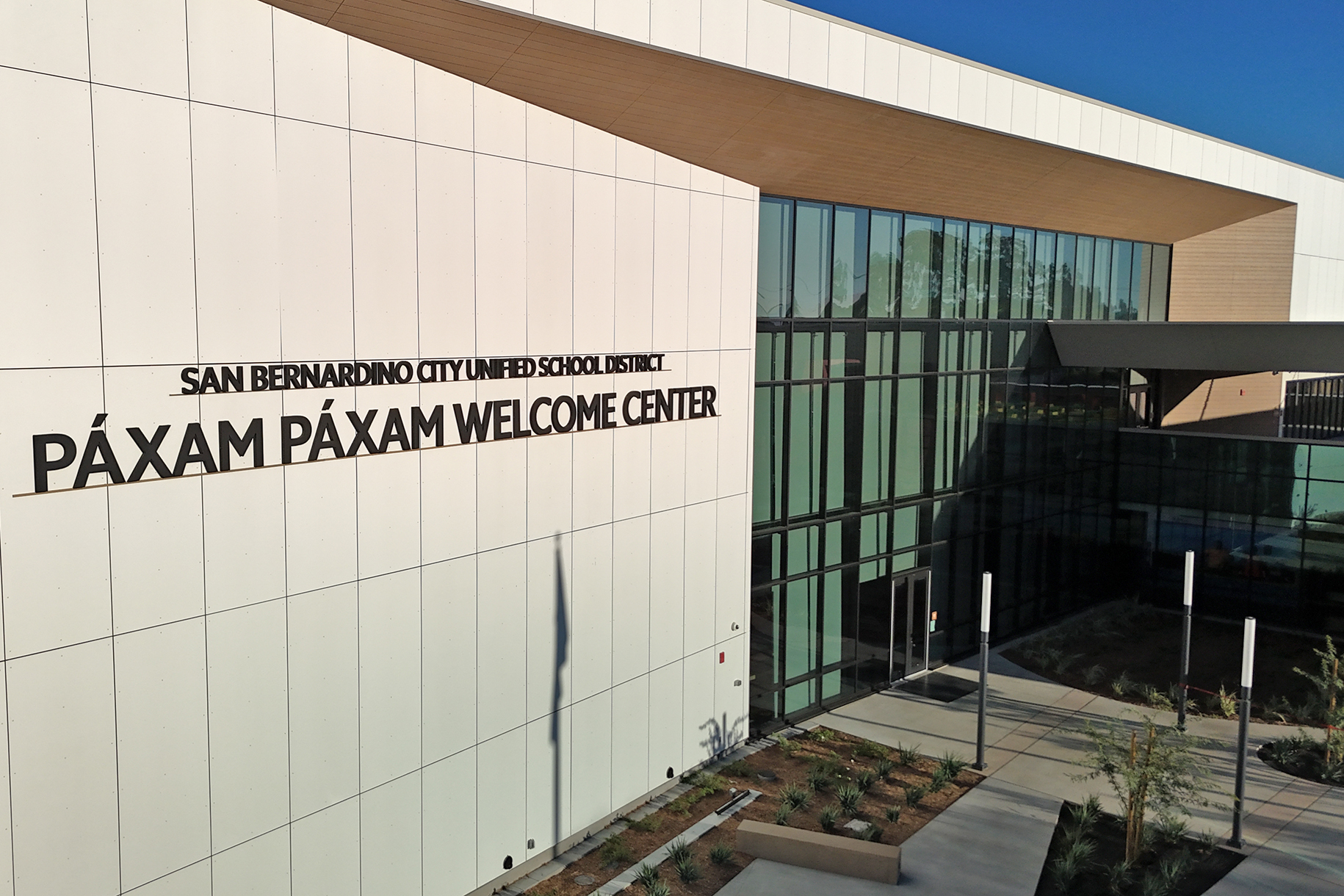 Paxam Paxam Welcome Resource Center San Bernardino 011