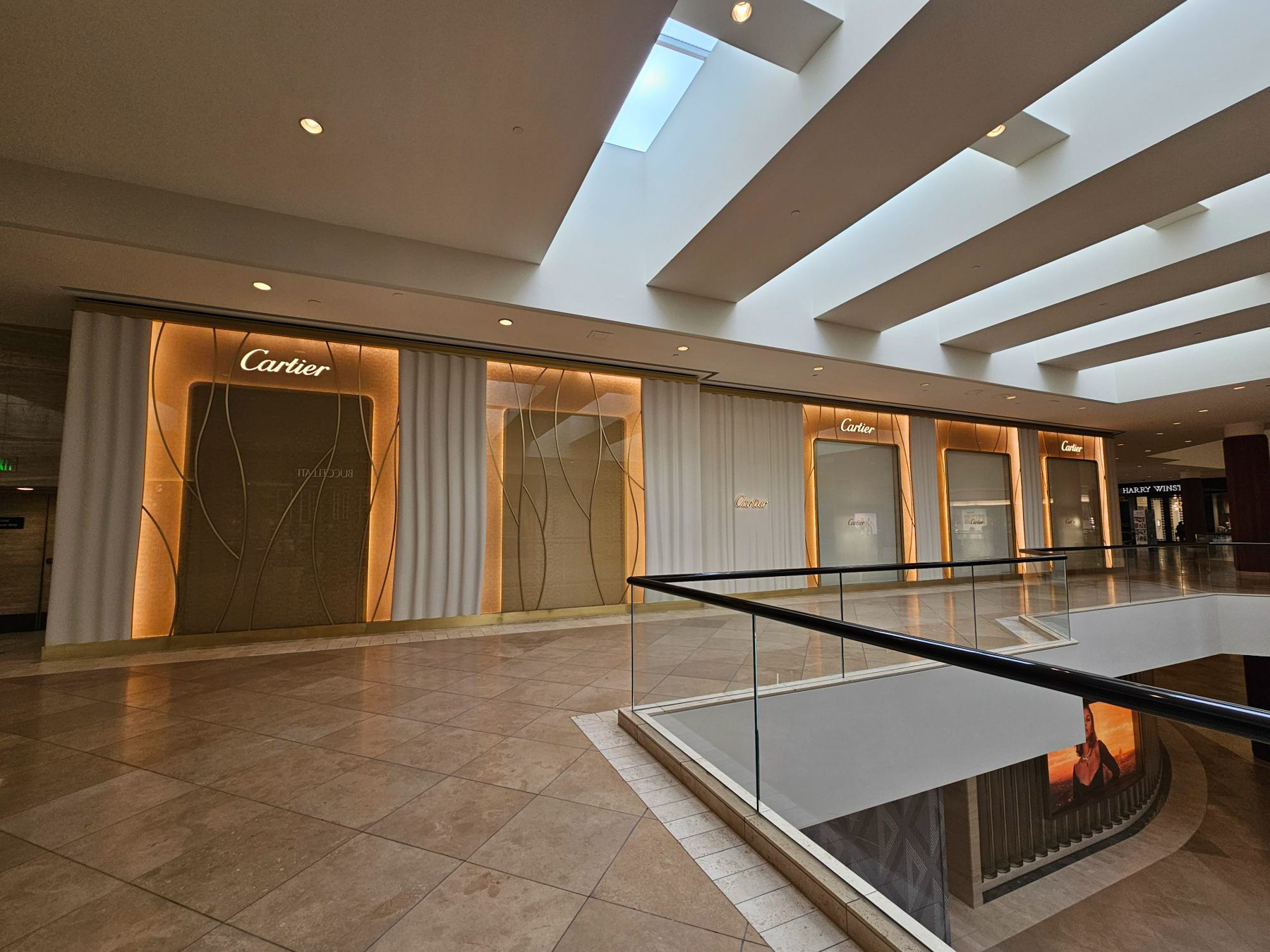 Cartier South Coast Plaza Costa Mesa 001