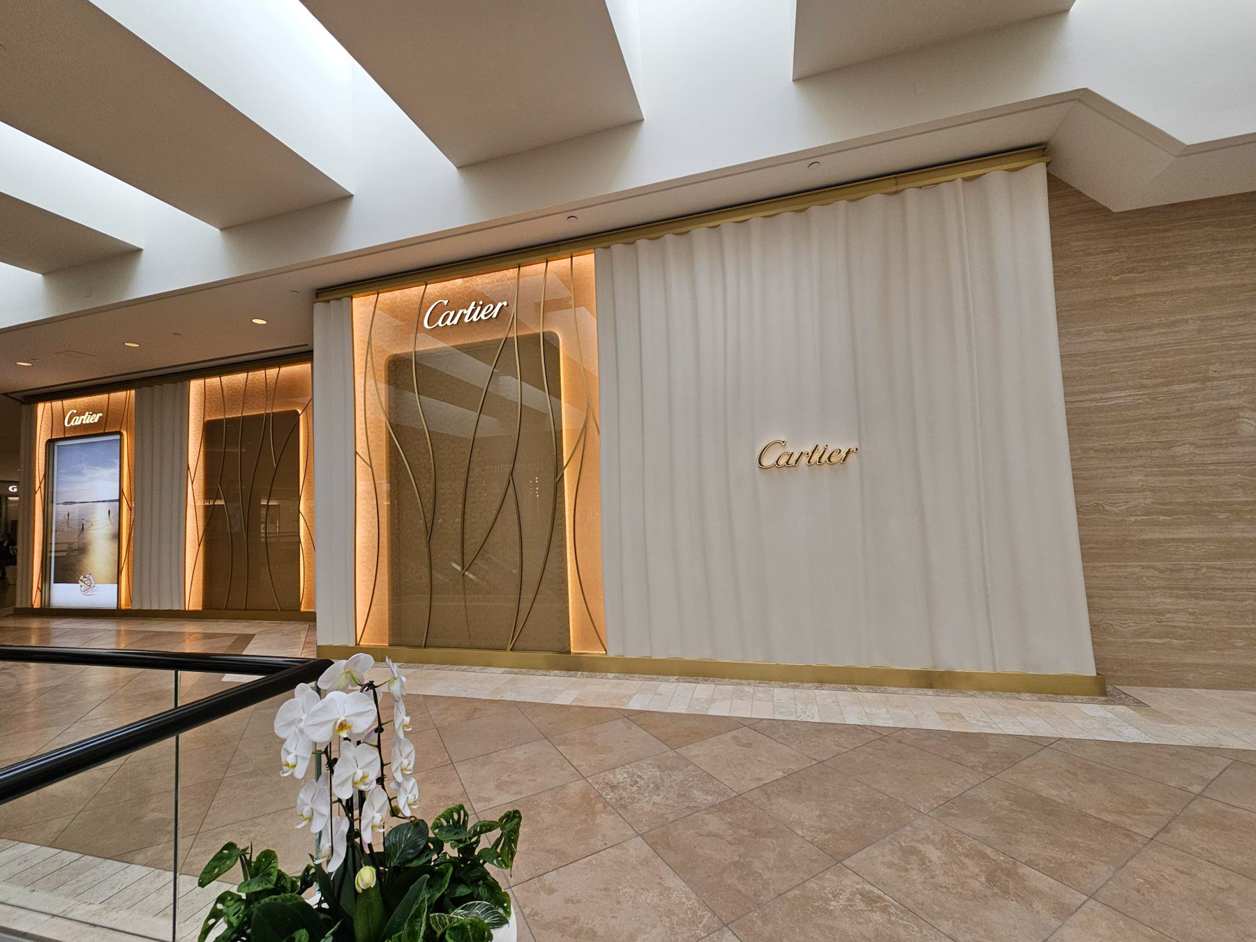 Cartier South Coast Plaza Costa Mesa 004