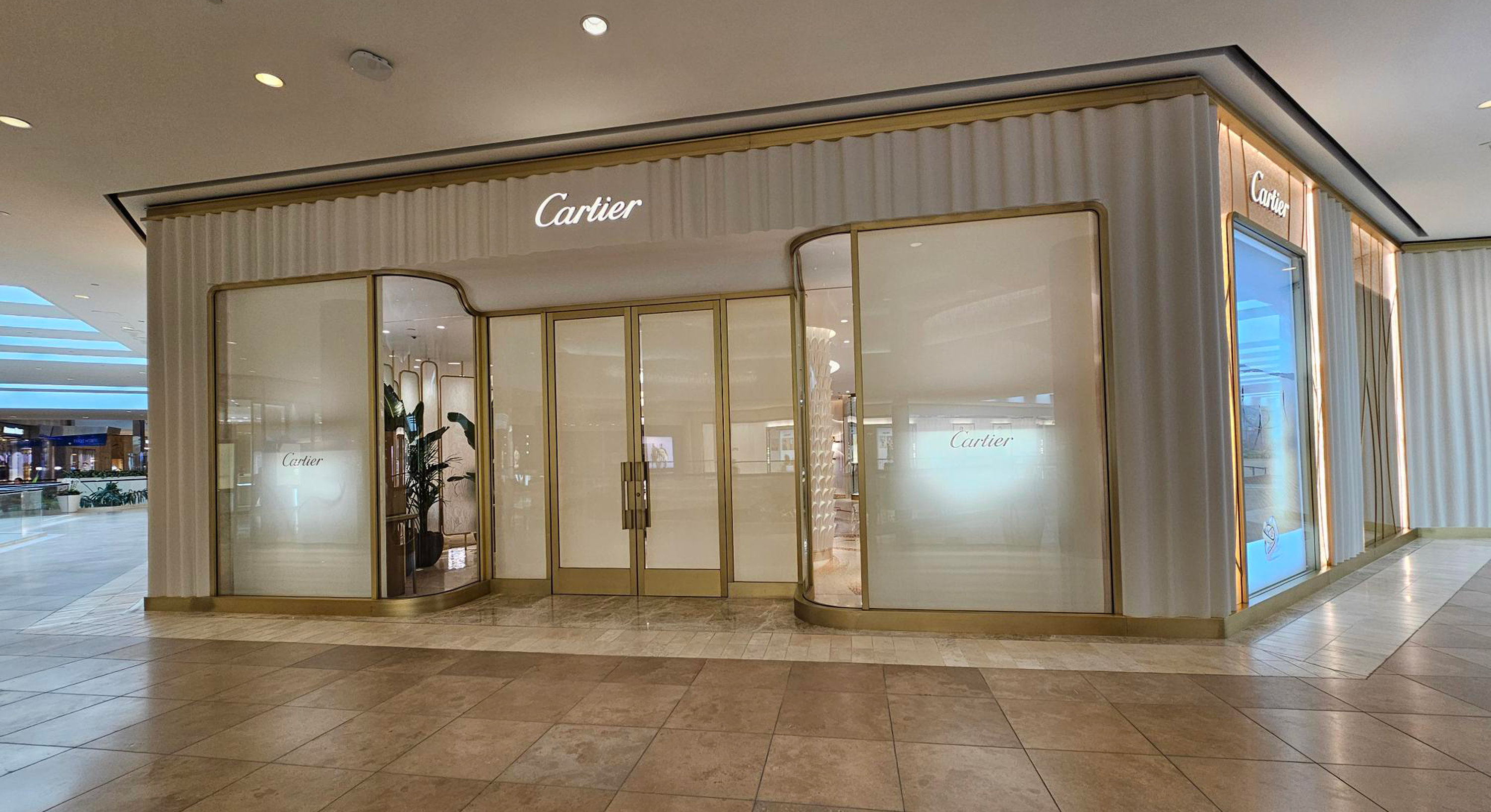 Cartier South Coast Plaza Costa Mesa 005 Hero 1