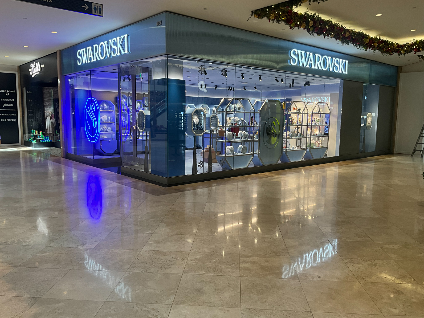 Swarovski South Coast Plaza Costa Mesa 001