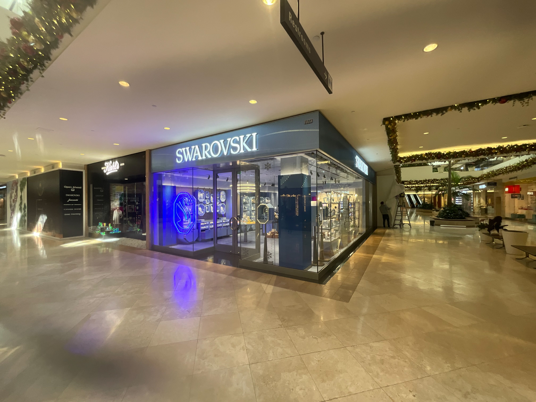Swarovski South Coast Plaza Costa Mesa 003